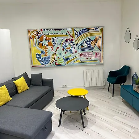 Moderne A Proximite De Batignolles * Parigi