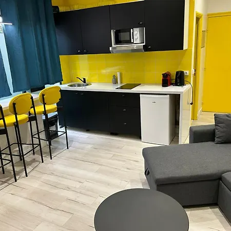 Moderne A Proximite De Batignolles Appartamento *